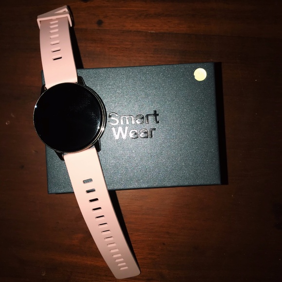 GoKoo iTouch Smart Wear Watch - Picture 1 of 3